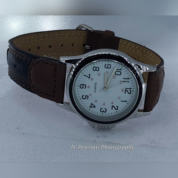 ACCUTIME watch - Picture 6 of 12